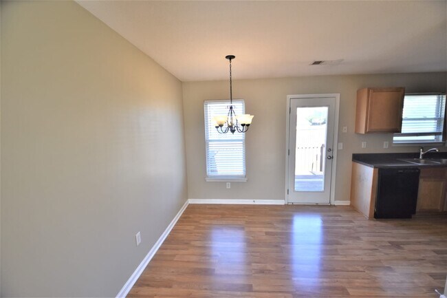 Building Photo - 4950 Bridle Point Pkwy