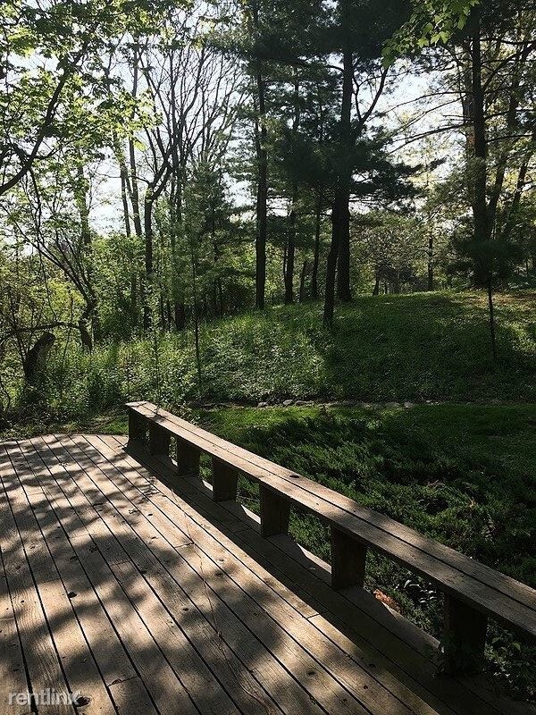 Building Photo - 3 br, 1.5 bath Apartment - 7 Millrace Court