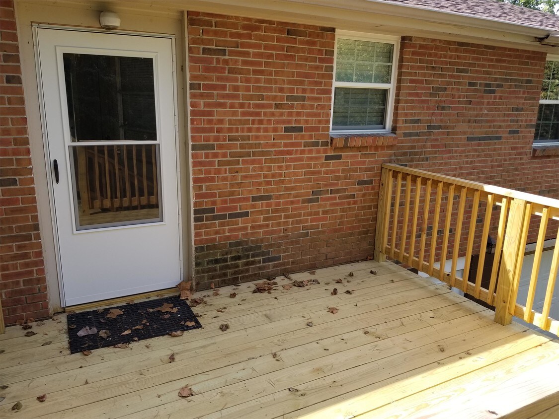 Building Photo - 4740 Apollo Dr