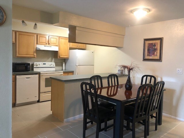 Foto principal - 6777 Winkler Rd