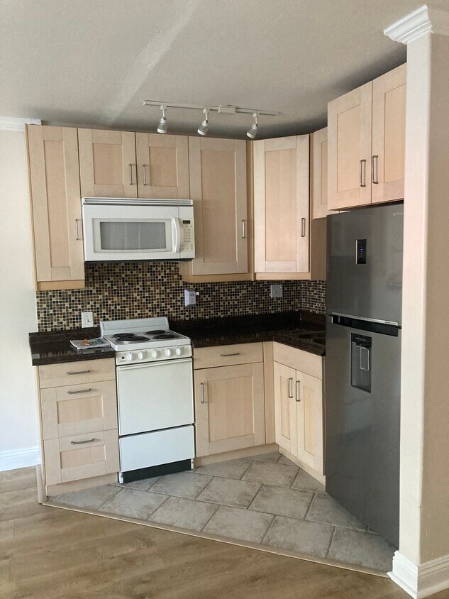 Foto principal - 3776 Alabama St