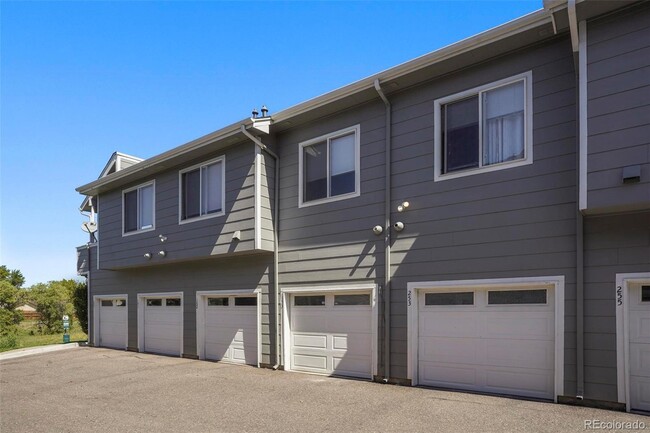 Attached 1-Car Garage - 1049 S Walden Way
