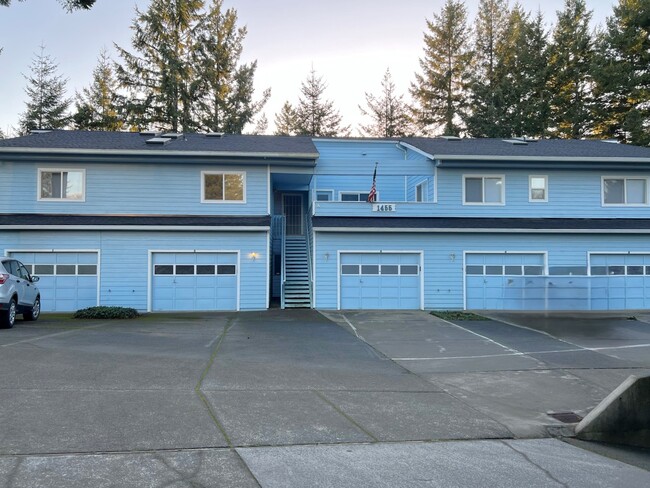 Exterior - 1455 Seacrest Ln