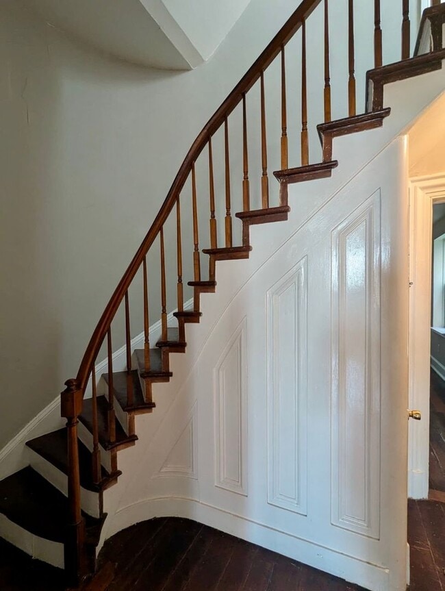 Photo - 609 N 11th St Apartment