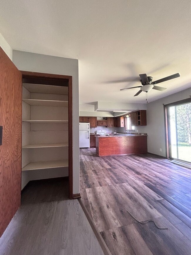 Foto del edificio - 1426 Cameron St