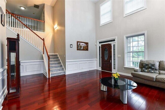 Building Photo - 3420 Gables Ct