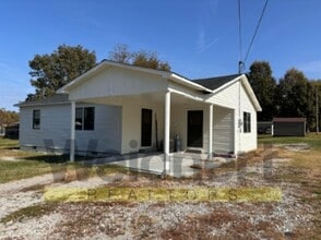 Building Photo - 204 N 5th St