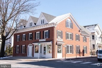 Building Photo - 205 Nassau St