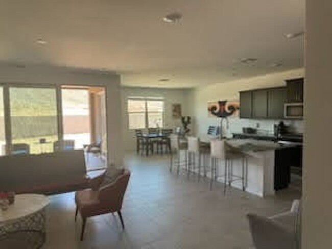 Foto del edificio - Beautiful 5 bed in Litchfield Park!