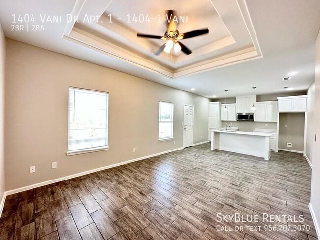 Building Photo - 1404 Vani Dr