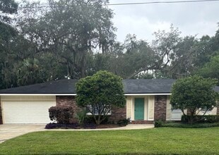 Building Photo - 1913 Strickland Rd