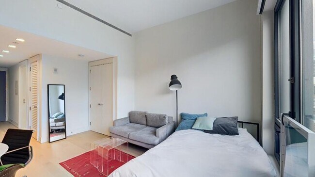 Foto del edificio - 0 bedroom in Brooklyn NY 11238