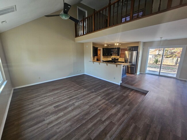 Building Photo - Recently remodeled 3-bedroom 2 bath home