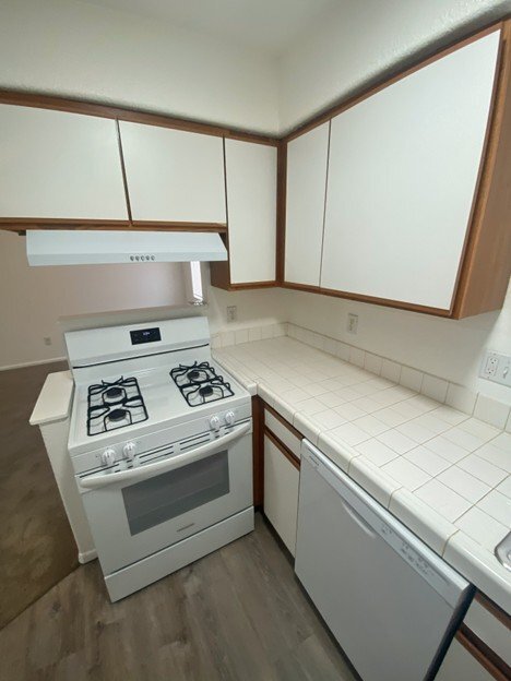 Foto del edificio - 1584 E Courtney Pl