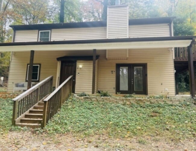 Building Photo - 2/1 Available November 1st