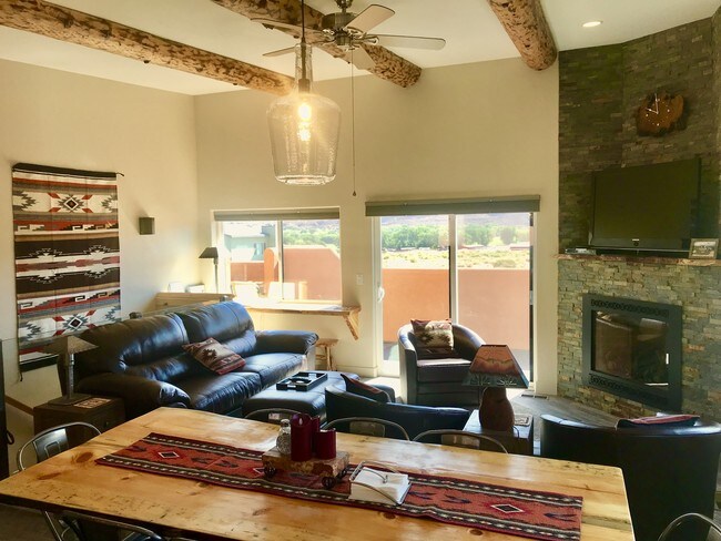 Living room - 3374 Village Loop