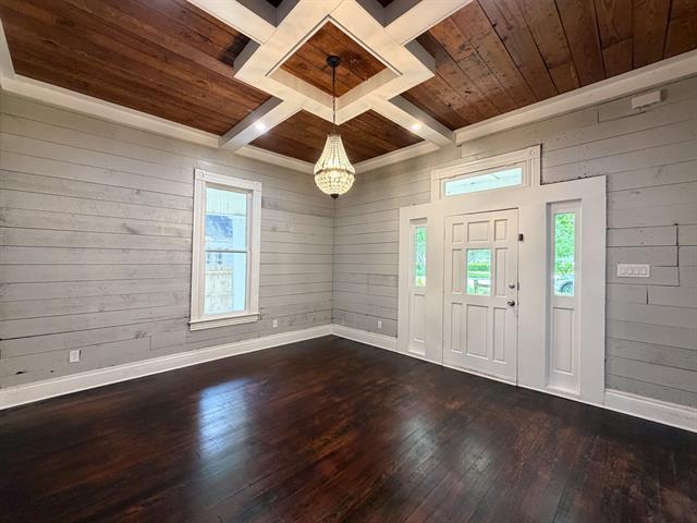 Foto del edificio - 405 E Denton St