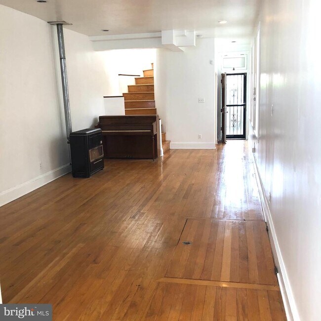 Foto del edificio - 120 S Carrollton Ave