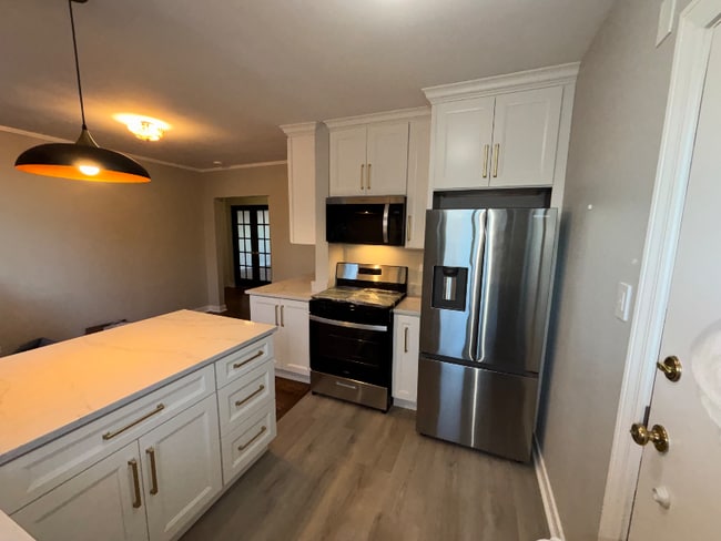 Building Photo - 1200 County Rd 1200 W