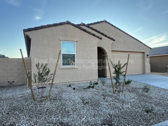 Building Photo - 3435 S 177th Dr