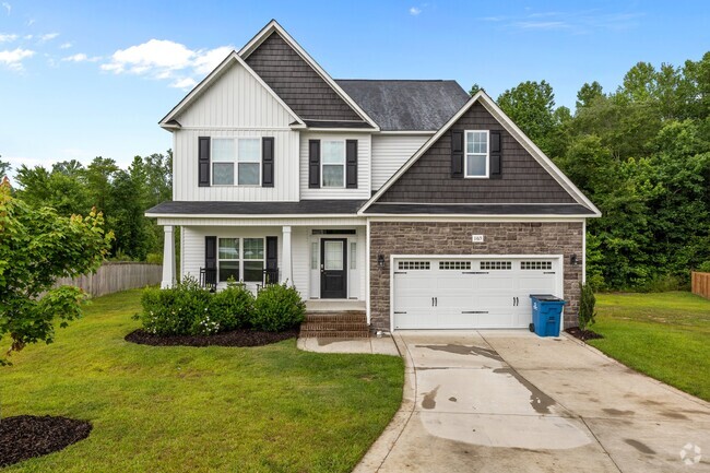 Building Photo - 1165 Camellia Dr