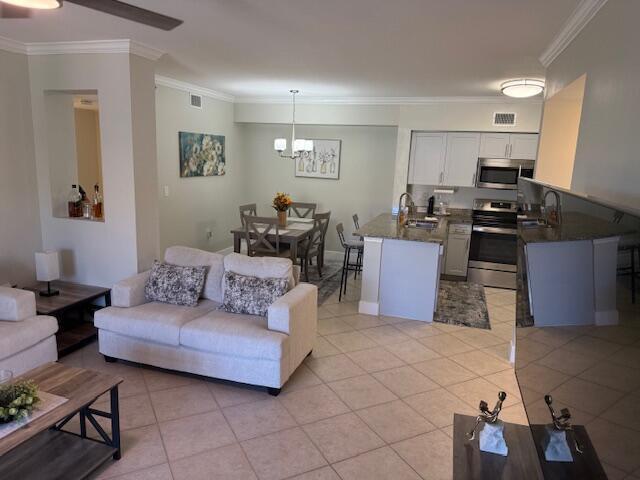 Foto del edificio - 6400 Emerald Dunes Dr