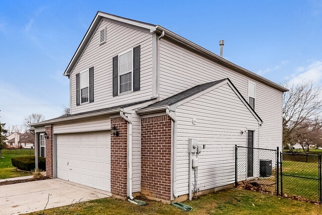 Foto del edificio - 4474 Mahogany Dr