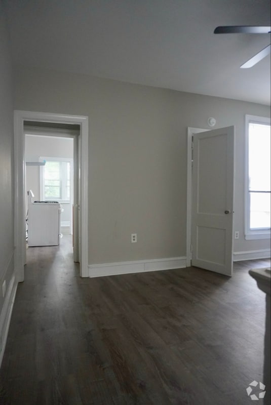 Building Photo - 5953 Chester Ave