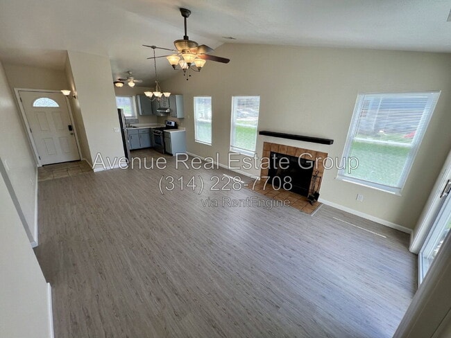 Building Photo - 1131 Whitegate Ct