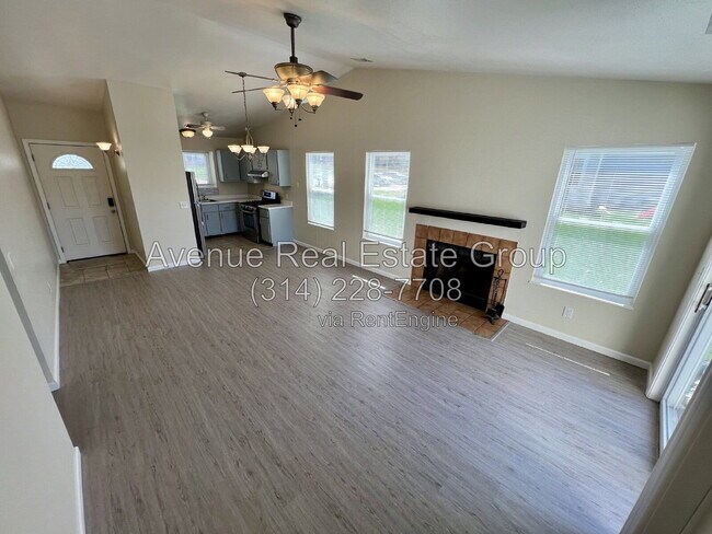 Foto del edificio - 1131 Whitegate Ct