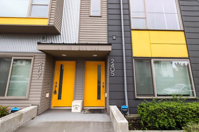 Foto del edificio - 2405 S Holgate St