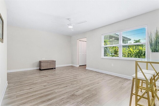 Foto del edificio - 5127 Caesar Way S