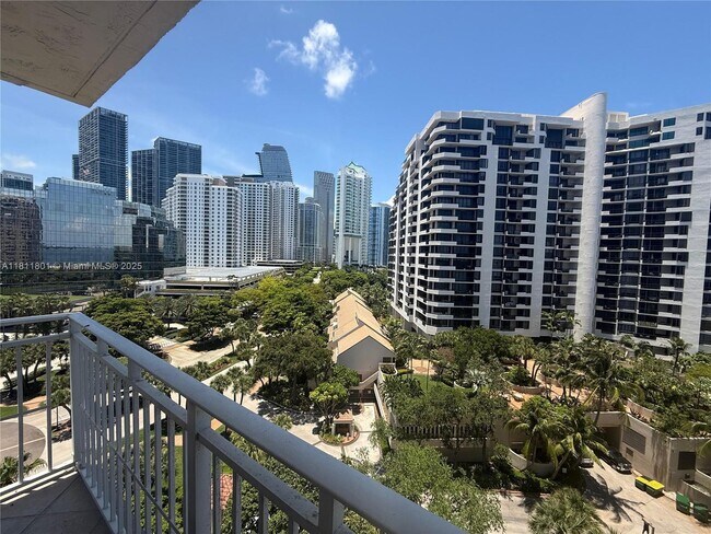Foto del edificio - 770 Claughton Island Dr