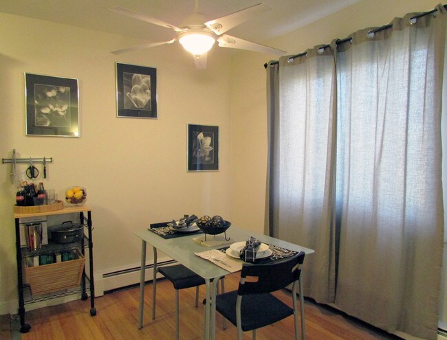 Foto del edificio - 820 Seward St