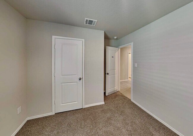 Building Photo - 4332 Rapids Way