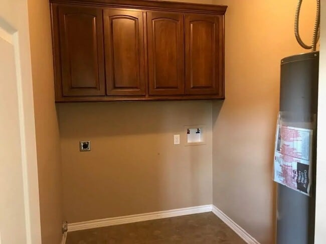 Building Photo - 101 Lemons Dr
