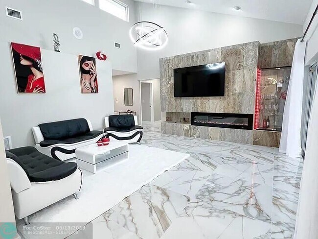 Foto del edificio - 2060 Amesbury Cir
