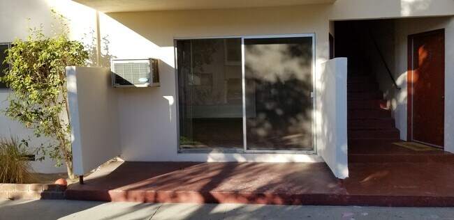 Foto del edificio - 134 Hurlbut St