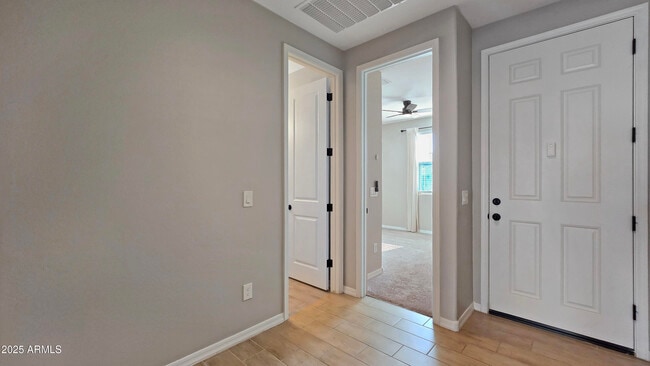 Foto del edificio - 18418 W Sunbelt Dr