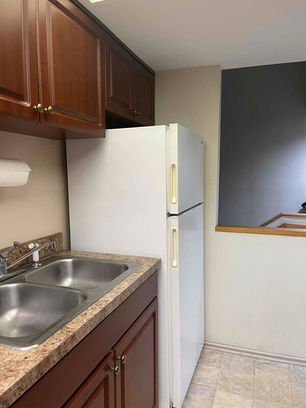 Foto del edificio - 10143 Clearview Ct