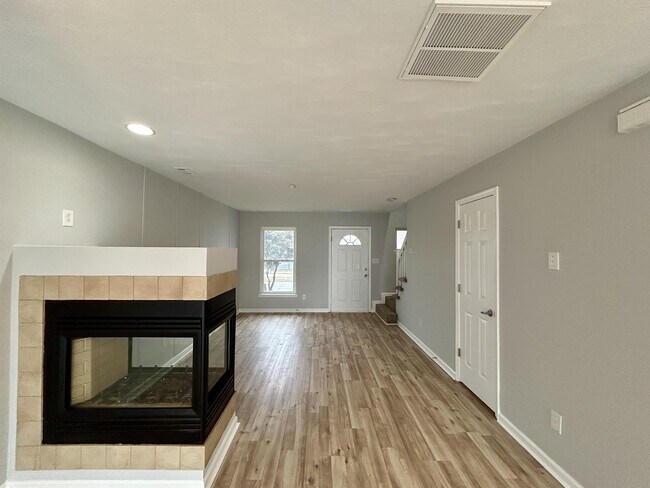 Foto del edificio - 1420 W Ocean View Ave