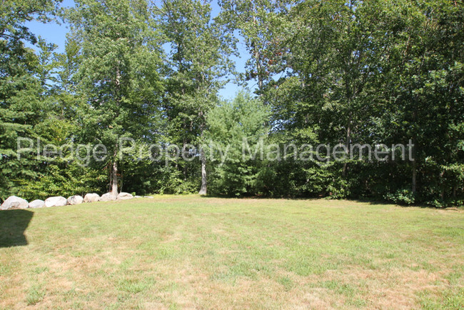 Building Photo - 35 Old Fitch Hill Rd