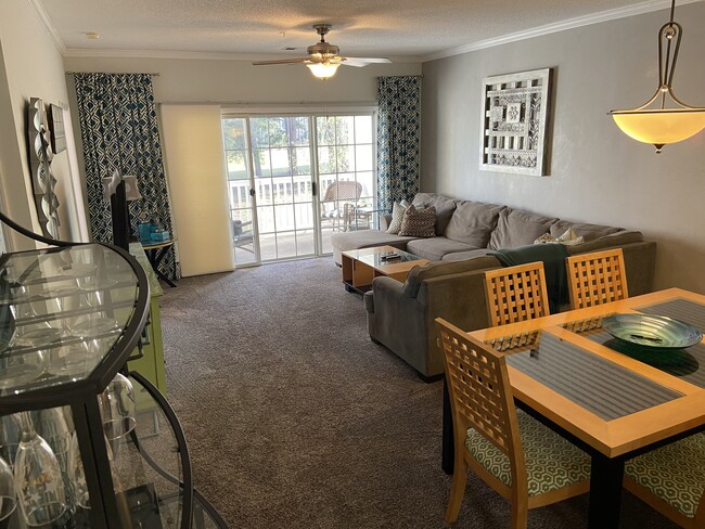 Building Photo - 5825 Catalina Dr