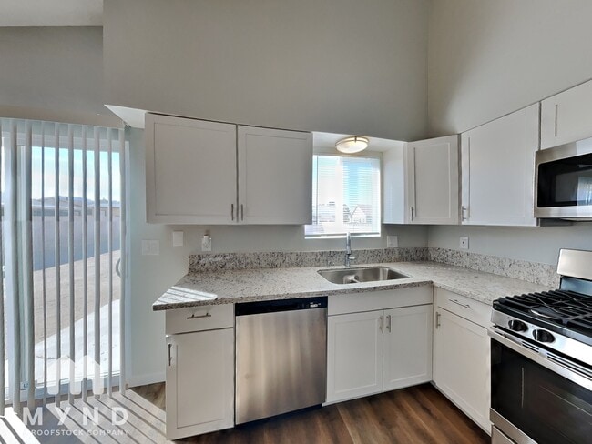 Building Photo - 3997 Timberlodge Ln