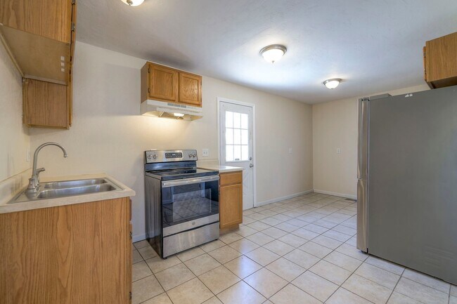 Foto del edificio - 709 N Woodland St