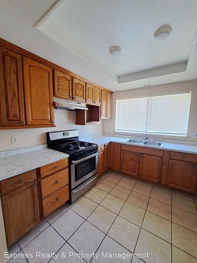 Foto del edificio - 2 br, 2 bath House - 12760 Perris Blvd Apt A1