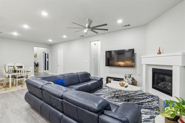 Building Photo - 2432 Preakness Pl