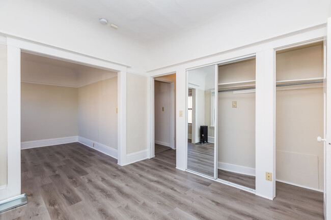 Interior Photo - Vue De Lac Apartments