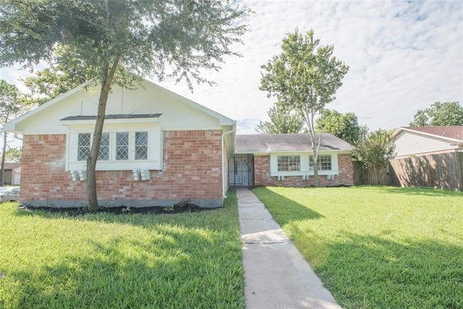 Building Photo - 7318 Windvine Dr