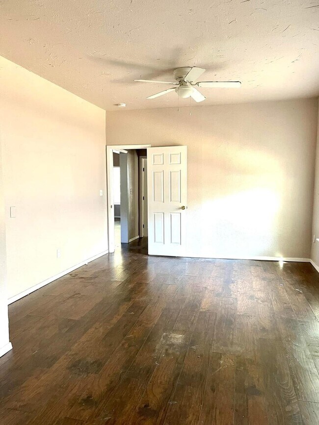 Foto del edificio - 318 7th Ave NW